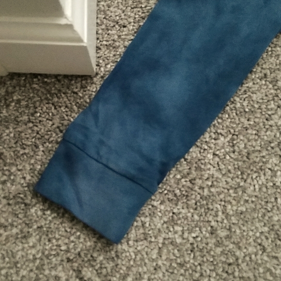 NWOT Blue Ivory Ella Tee - Picture 7 of 8